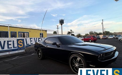 2012 Dodge Challenger Base