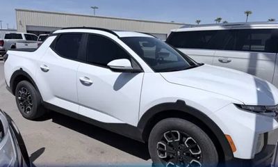 2022 Hyundai Santa Cruz SEL Premium