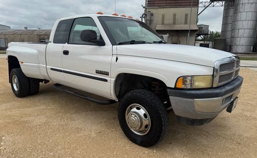 2002 Dodge RAM Base