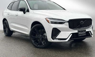 2026 Volvo XC60 Ultra Black Edition