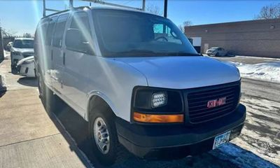 2016 GMC Savana 2500