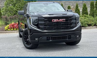 2026 GMC Sierra Elevation