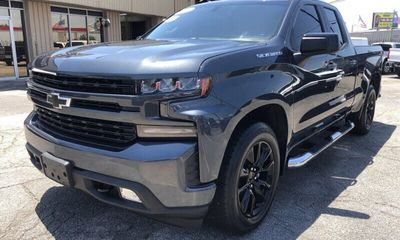 2019 Chevrolet Silverado RST