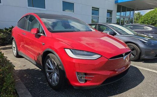 2020 Tesla Model X Long Range