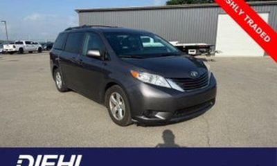 2016 Toyota Sienna XLE 7 Passenger