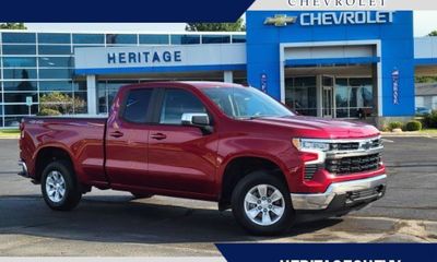 2023 Chevrolet Silverado LT