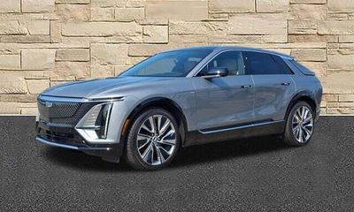 2026 Cadillac Lyriq Signature Luxury