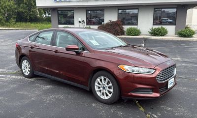 2015 Ford Fusion S