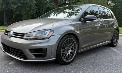 2017 Volkswagen Golf R Base