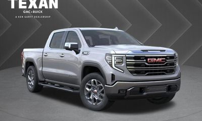 2026 GMC Sierra SLT