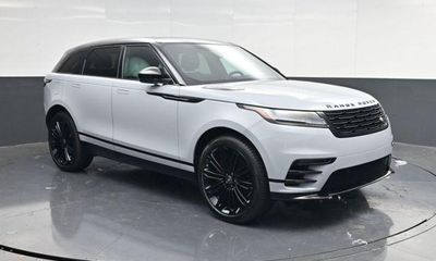 2025 Land Rover Range Velar P250 Dynamic SE