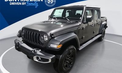 2026 Jeep Gladiator Sport