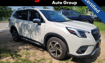 2023 Subaru Forester Touring ES Navi