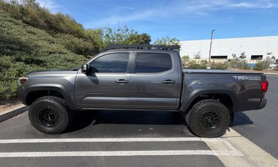 2017 Toyota Tacoma TRD OFF Road