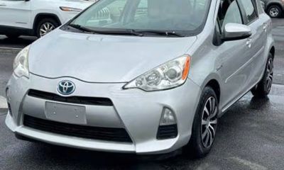 2012 Toyota Prius C ONE