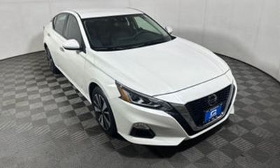 2022 Nissan Altima SV