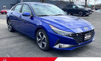 2023 Hyundai Elantra Limited