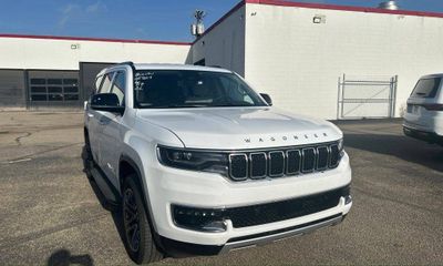 2024 Jeep Wagoneer Series II