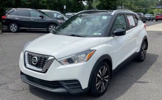 2020 Nissan Kicks SV