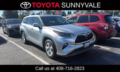 2021 Toyota Highlander LE