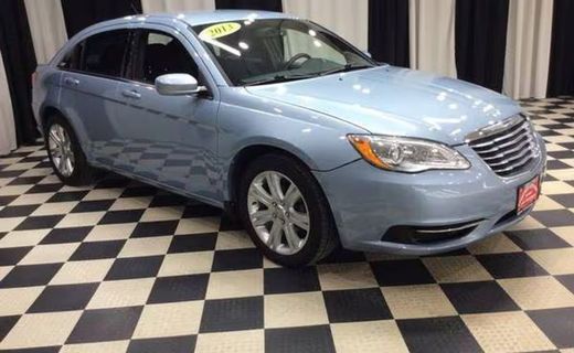 2013 Chrysler 200 Touring