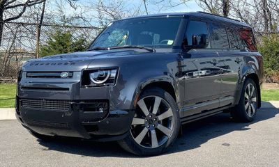 2026 Land Rover Defender 130 Limited Edition