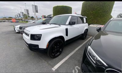2026 Land Rover Defender 110 X Dynamic