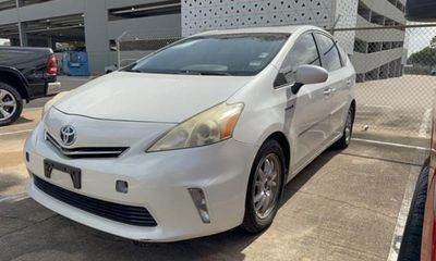 2014 Toyota Prius V Houston TX