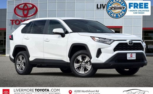 2025 Toyota RAV4 LE