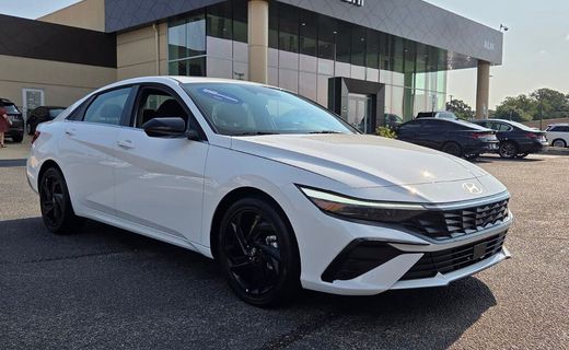 2026 Hyundai Elantra SEL Sport Premium