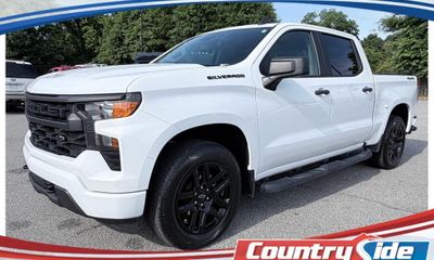 2024 Chevrolet Silverado Custom