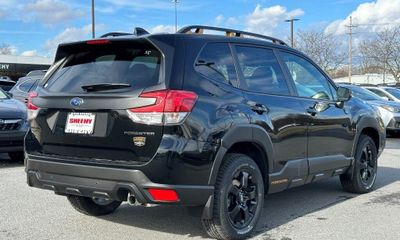 2023 Subaru Forester Wilderness ES Navi