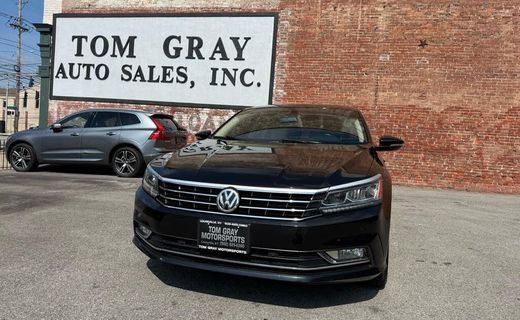 2018 Volkswagen Passat SE