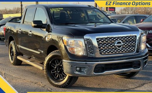 2017 Nissan Titan SV