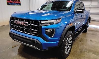 2024 GMC Canyon AT4