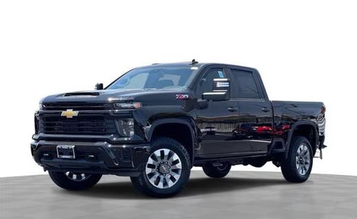 2026 Chevrolet Silverado HD Custom