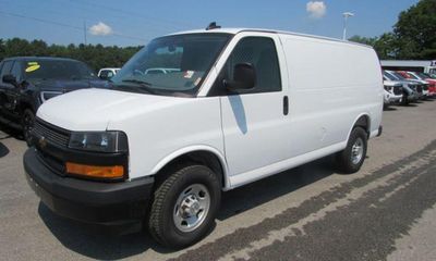 2025 Chevrolet Express 2500