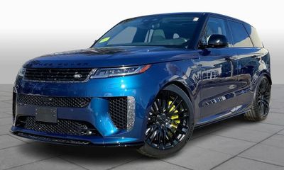 2026 Land Rover Range Sport P635 SV
