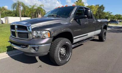 2004 Dodge RAM SLT