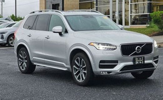 2018 Volvo XC90 Momentum