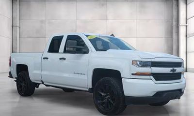 2017 Chevrolet Silverado Custom