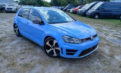 2017 Volkswagen Golf GTI