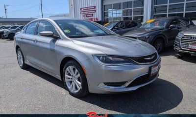 2016 Chrysler 200 Limited