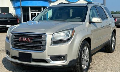 2015 GMC Acadia SLT 1