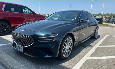 2022 Genesis G70