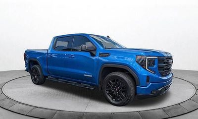 2023 GMC Sierra Elevation