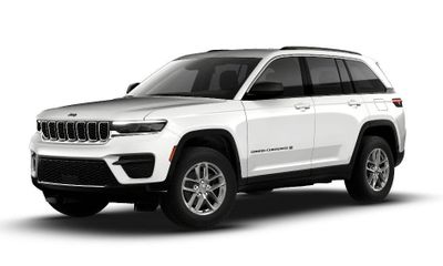 2026 Jeep Grand Cherokee Laredo