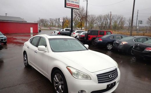 2012 Infiniti M37