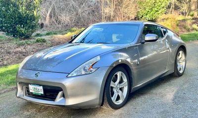 2010 Nissan 370Z Touring