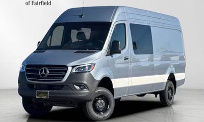 2025 Mercedes-Benz Sprinter 907 VS30